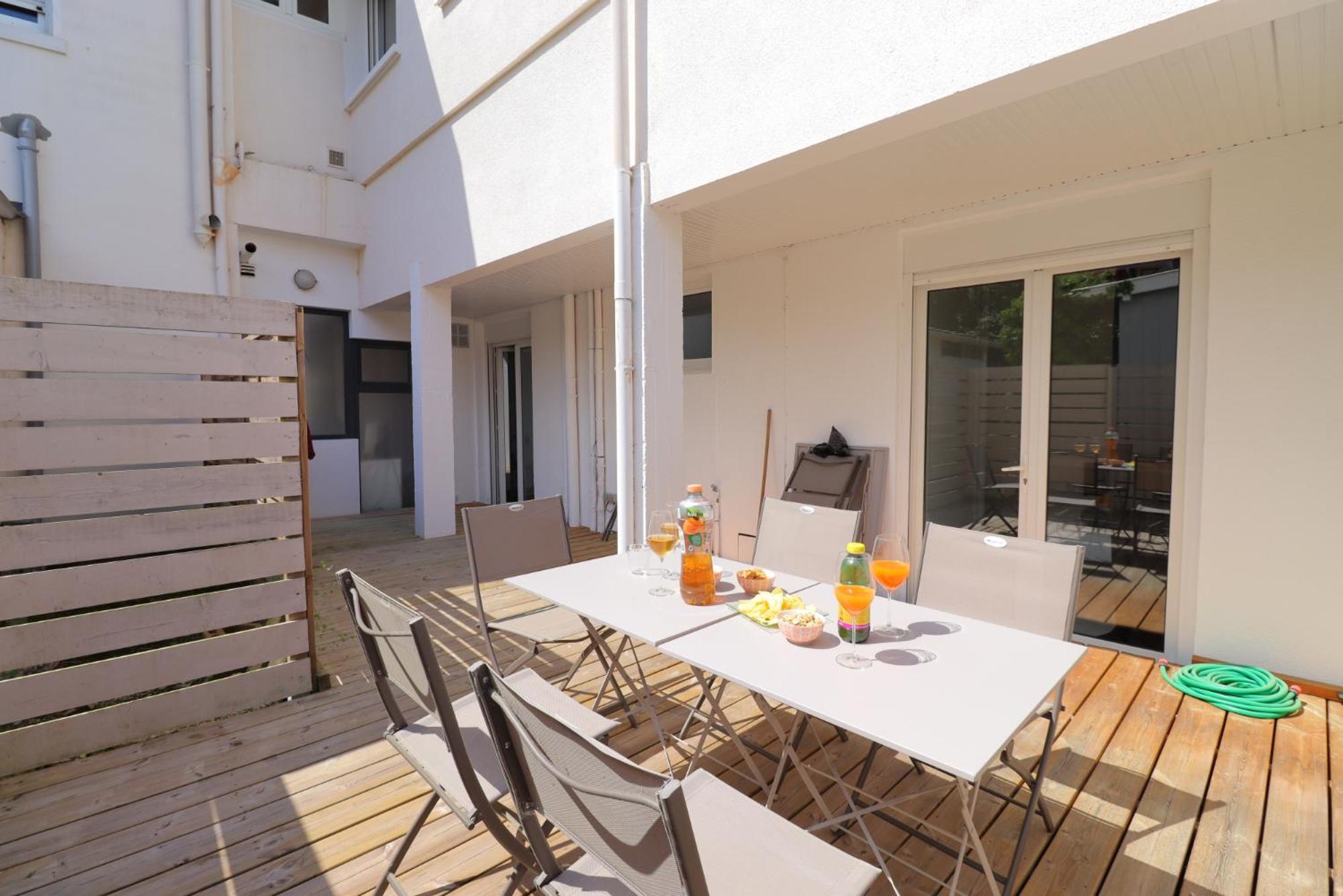 Le Spazioso - T3 Arcachon Avec Terrasse Privative Habitación foto